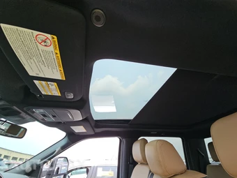 2024 Ford Super Duty F-350 Lariat Crew Cab Long Bed - miniatura 20