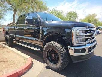 2024 Ford Super Duty F-350 Lariat Crew Cab Long Bed - miniatura 4