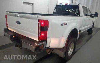 2024 Ford Super Duty F-350 Lariat Crew Cab Long Bed DRW - miniatura 3