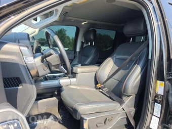 2024 Ford Super Duty F-350 Lariat Crew Cab Long Bed DRW - miniatura 6