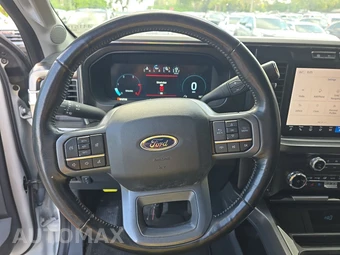 2024 Ford Super Duty F-350 Lariat Crew Cab Long Bed DRW - miniatura 10
