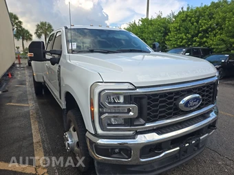 2024 Ford Super Duty F-350 Lariat Crew Cab Long Bed DRW - miniatura 3