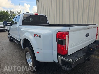 2024 Ford Super Duty F-350 Lariat Crew Cab Long Bed DRW - miniatura 6