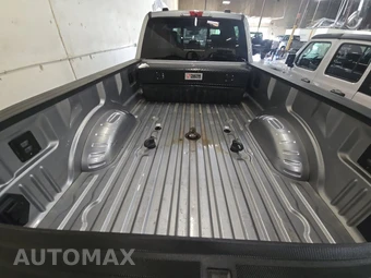 2024 Ford Super Duty F-350 Lariat Crew Cab Long Bed DRW - miniatura 16