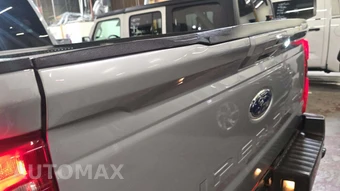 2024 Ford Super Duty F-350 Lariat Crew Cab Long Bed DRW - miniatura 21