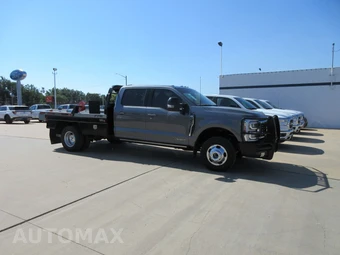 2024 Ford Super Duty F-350 Lariat Crew Cab Long Bed DRW - miniatura 1