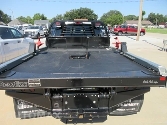 2024 Ford Super Duty F-350 Lariat Crew Cab Long Bed DRW - miniatura 3