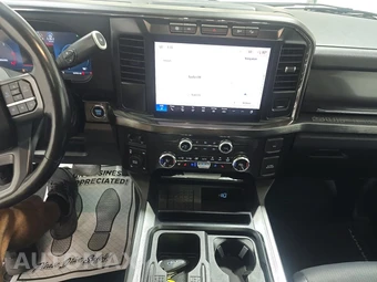 2024 Ford Super Duty F-350 Lariat Crew Cab Medium Bed - miniatura 11