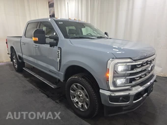 2024 Ford Super Duty F-350 Lariat Crew Cab Medium Bed - miniatura 3