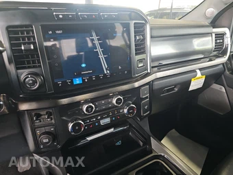 2024 Ford Super Duty F-350 Lariat Crew Cab Medium Bed - miniatura 11