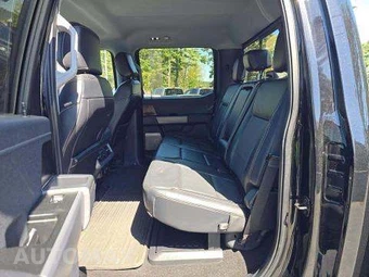 2024 Ford Super Duty F-350 Lariat Crew Cab Medium Bed - miniatura 14