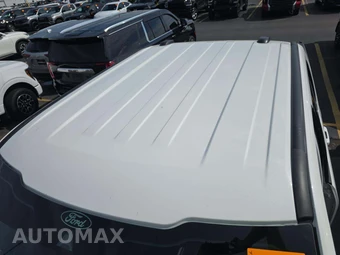 2024 Ford Super Duty F-350 Lariat Crew Cab Medium Bed - miniatura 12