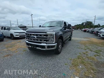2024 Ford Super Duty F-350 Lariat Crew Cab Medium Bed