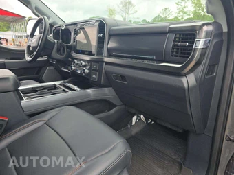 2024 Ford Super Duty F-350 Lariat Crew Cab Medium Bed - miniatura 16