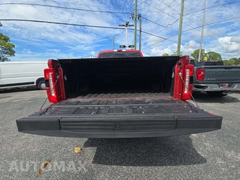 2024 Ford Super Duty F-350 Lariat Crew Cab Medium Bed - miniatura 14