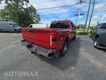 2024 Ford Super Duty F-350 Lariat Crew Cab Medium Bed - miniatura 3
