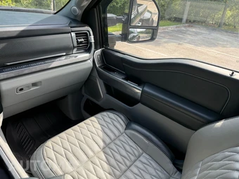 2024 Ford Super Duty F-350 Limited Crew Cab Long Bed DRW - miniatura 20