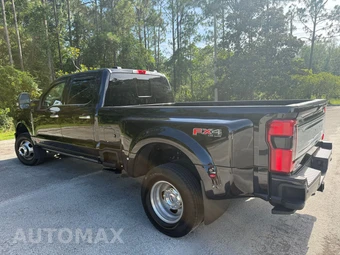 2024 Ford Super Duty F-350 Limited Crew Cab Long Bed DRW - miniatura 8