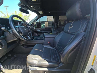 2024 Ford Super Duty F-350 Platinum Crew Cab Long Bed - miniatura 6