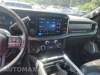 2024 Ford Super Duty F-350 Platinum Crew Cab Long Bed - miniatura 11