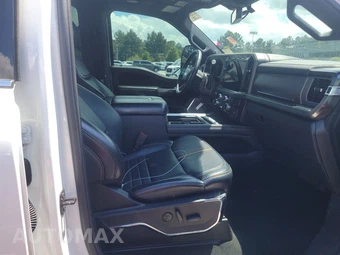 2024 Ford Super Duty F-350 Platinum Crew Cab Long Bed - miniatura 8