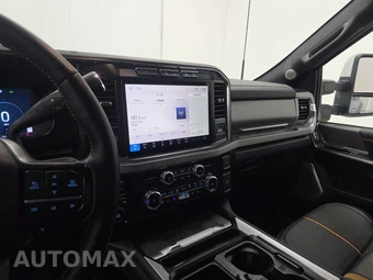2024 Ford Super Duty F-350 Platinum Crew Cab Long Bed DRW - miniatura 11