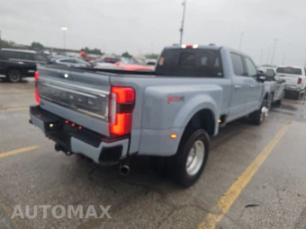 2024 Ford Super Duty F-350 Platinum Crew Cab Long Bed DRW - miniatura 27