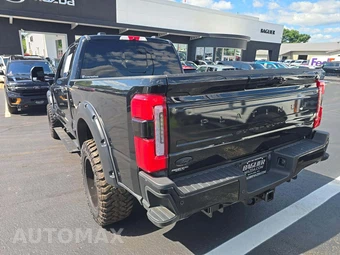 2024 Ford Super Duty F-350 Platinum Crew Cab Medium Bed - miniatura 2