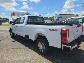 2024 Ford Super Duty F-350 XL Crew Cab Long Bed - miniatura 2