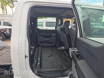 2024 Ford Super Duty F-350 XL Crew Cab Long Bed DRW - miniatura 16