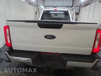 2024 Ford Super Duty F-350 XL Crew Cab Long Bed DRW - miniatura 3