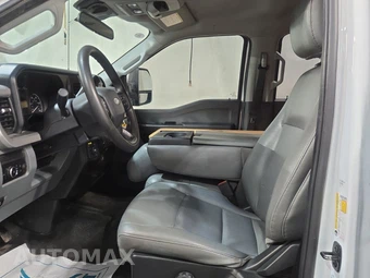 2024 Ford Super Duty F-350 XL Crew Cab Long Bed DRW - miniatura 7