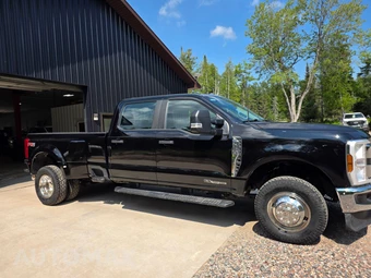 2024 Ford Super Duty F-350 XL Crew Cab Long Bed DRW - miniatura 8