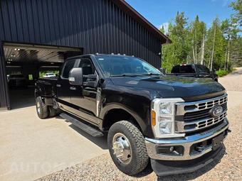 2024 Ford Super Duty F-350 XL Crew Cab Long Bed DRW - miniatura 9