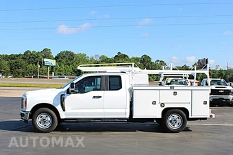 2024 Ford Super Duty F-350 XL Extended Cab Long Bed w/Rear Doors - miniatura 6