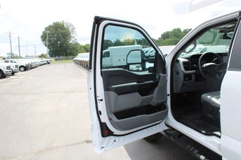 2024 Ford Super Duty F-350 XL Extended Cab Long Bed w/Rear Doors - miniatura 29