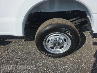 2024 Ford Super Duty F-350 XL Extended Cab Long Bed w/Rear Doors - miniatura 11