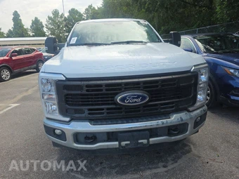 2024 Ford Super Duty F-350 XL Extended Cab Medium Bed w/Rear Doors - miniatura 2