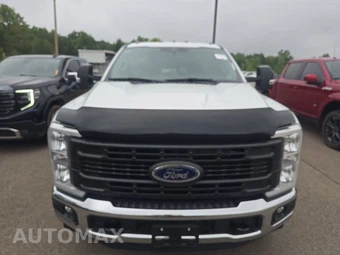 2024 Ford Super Duty F-350 XL Extended Cab Medium Bed w/Rear Doors - miniatura 2