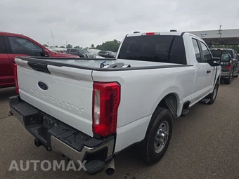 2024 Ford Super Duty F-350 XL Extended Cab Medium Bed w/Rear Doors - miniatura 4