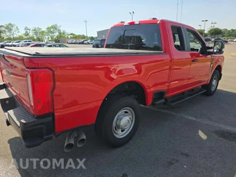 2024 Ford Super Duty F-350 XL Extended Cab Medium Bed w/Rear Doors - miniatura 3
