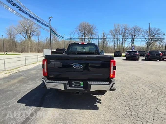 2024 Ford Super Duty F-350 XL Regular Cab Long Bed - miniatura 4