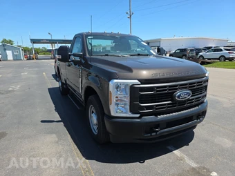 2024 Ford Super Duty F-350 XL Regular Cab Long Bed - miniatura 3