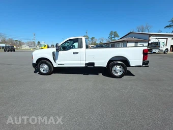 2024 Ford Super Duty F-350 XL Regular Cab Long Bed - miniatura 3