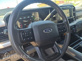 2024 Ford Super Duty F-350 XLT Crew Cab Long Bed - miniatura 10