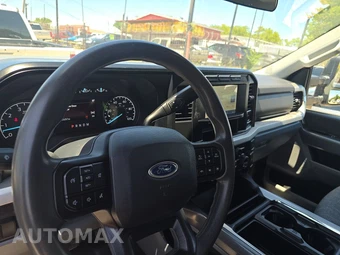 2024 Ford Super Duty F-350 XLT Crew Cab Long Bed - miniatura 11