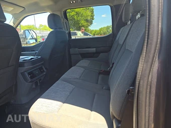 2024 Ford Super Duty F-350 XLT Crew Cab Long Bed - miniatura 13