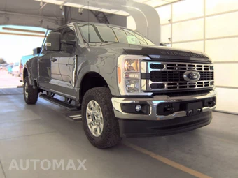 2024 Ford Super Duty F-350 XLT Crew Cab Long Bed - miniatura 3