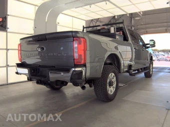 2024 Ford Super Duty F-350 XLT Crew Cab Long Bed - miniatura 4