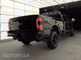 2024 Ford Super Duty F-350 XLT Crew Cab Long Bed - miniatura 4